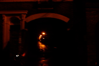 There are council streetlights along the length of Mud Lane, just not under the archway. 